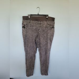 NoBo gray jegging